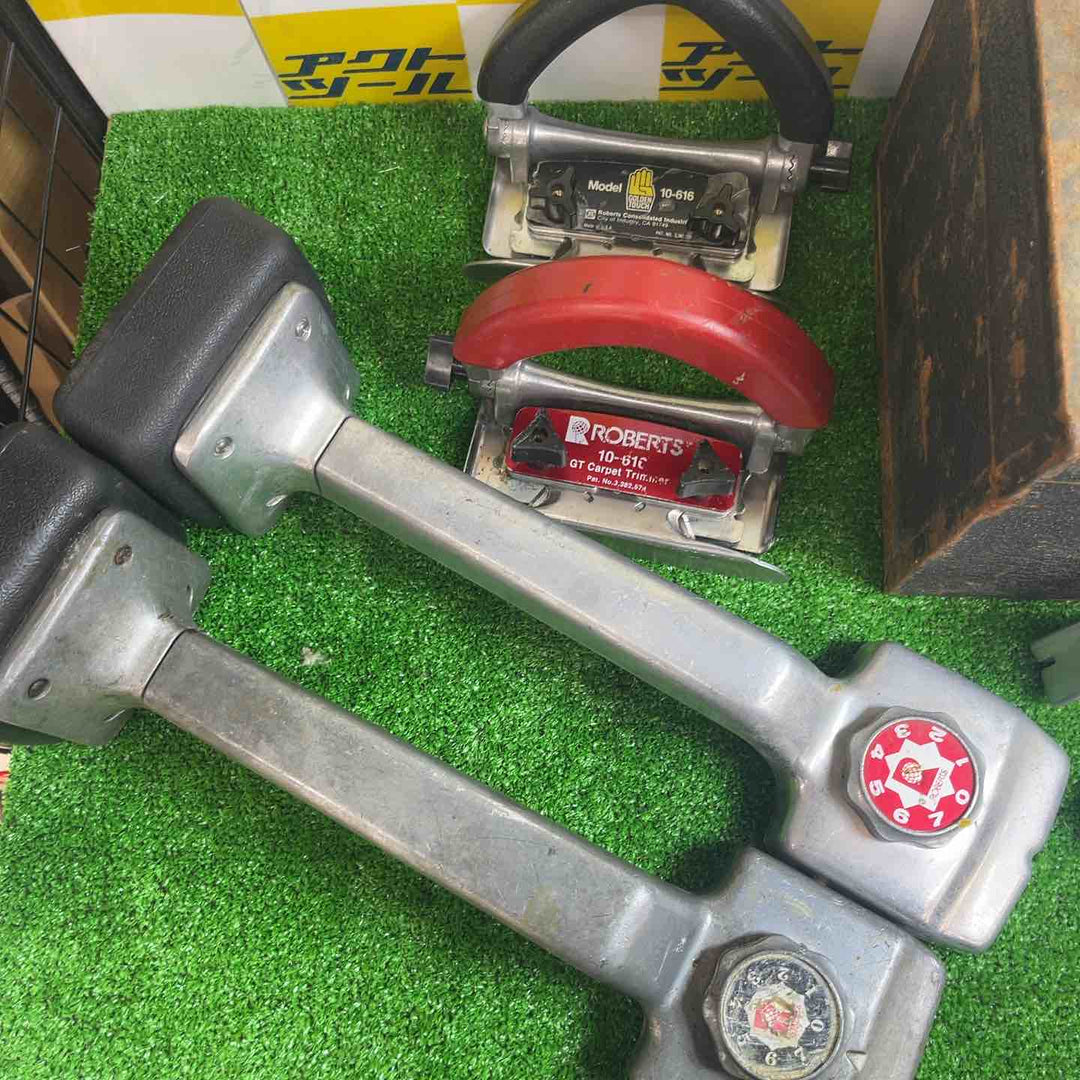 ROBERTS ロバーツ カーペット 施工 ツール　9点セット 二―キッカー アイロン ローラ カッタなど　2点メーカー混在【越谷店】