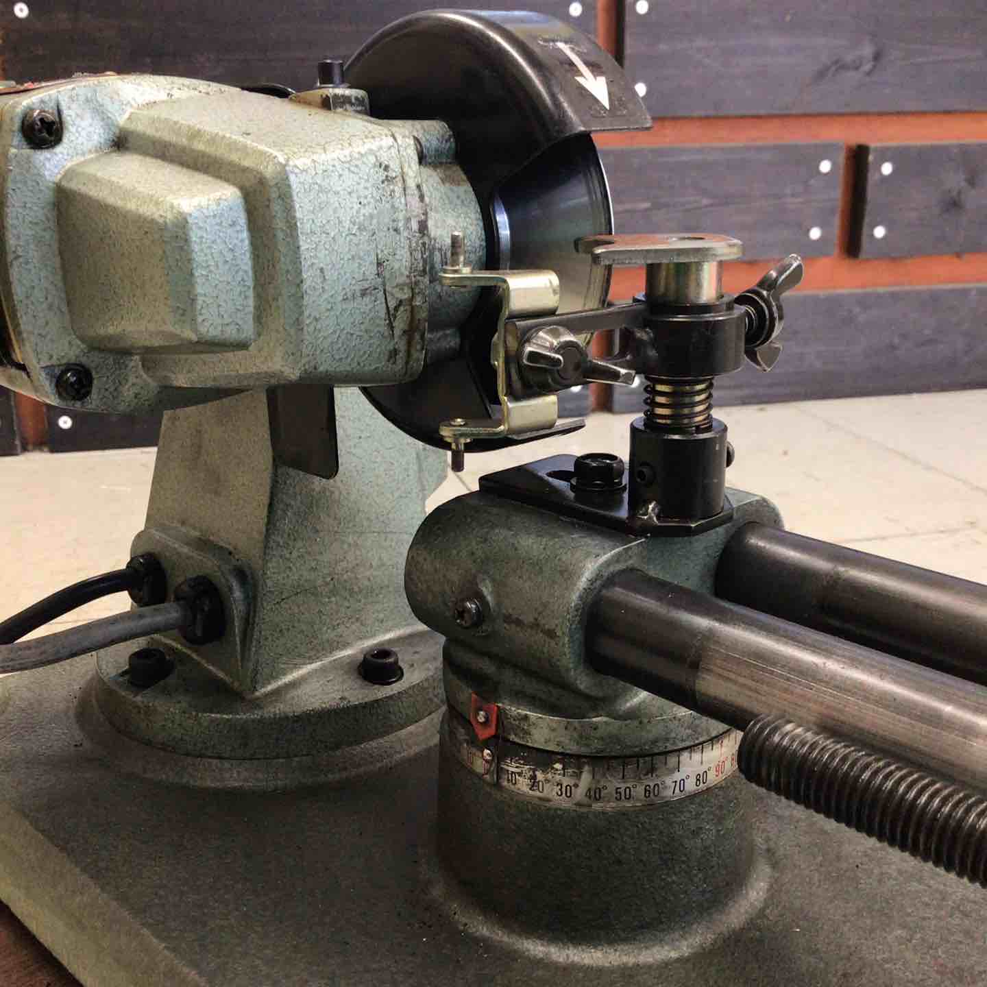 現状品】 マキタ/makita チップソー研磨機 9803 【鴻巣店】 – アクト