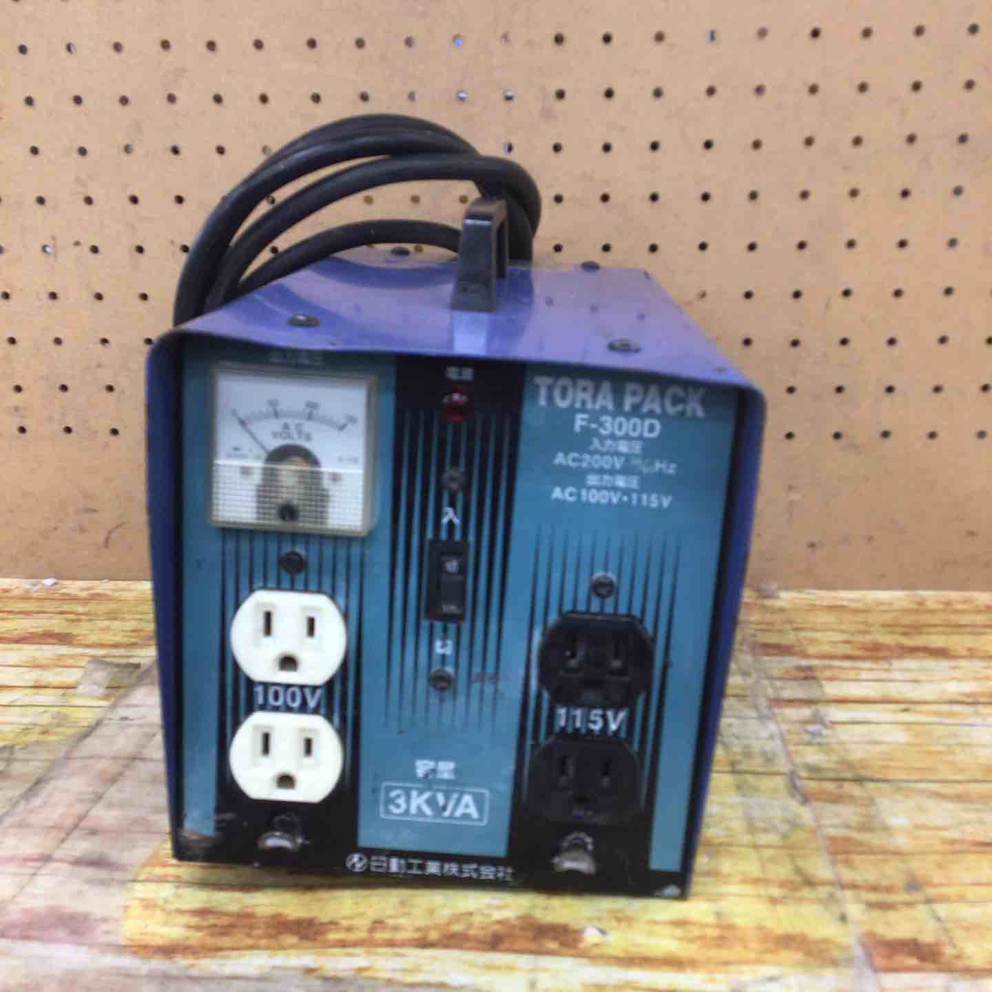 未使用品】日動 降圧専用トランス トラパック F-300D 3KVA 30A