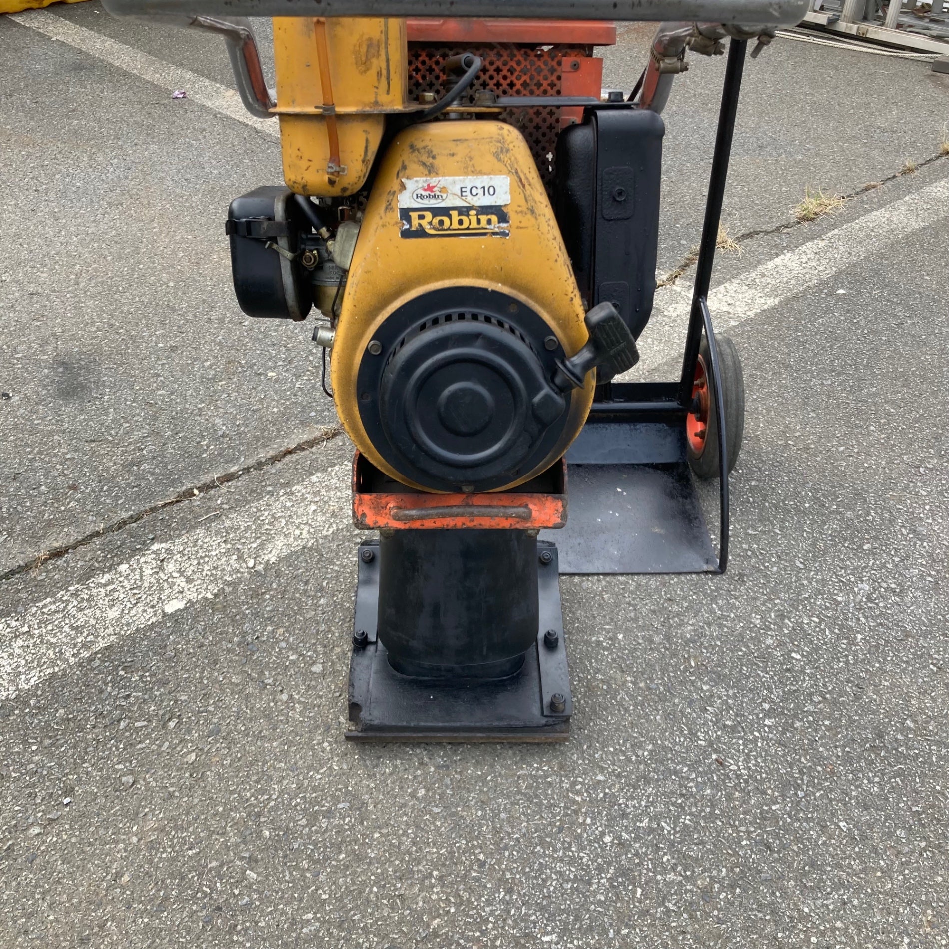 【中古】明和 バイブロランマー VRA-80型 中古品/店頭受取り限定】明和 MEIWA バイブロランマ RA-80型【東大和店