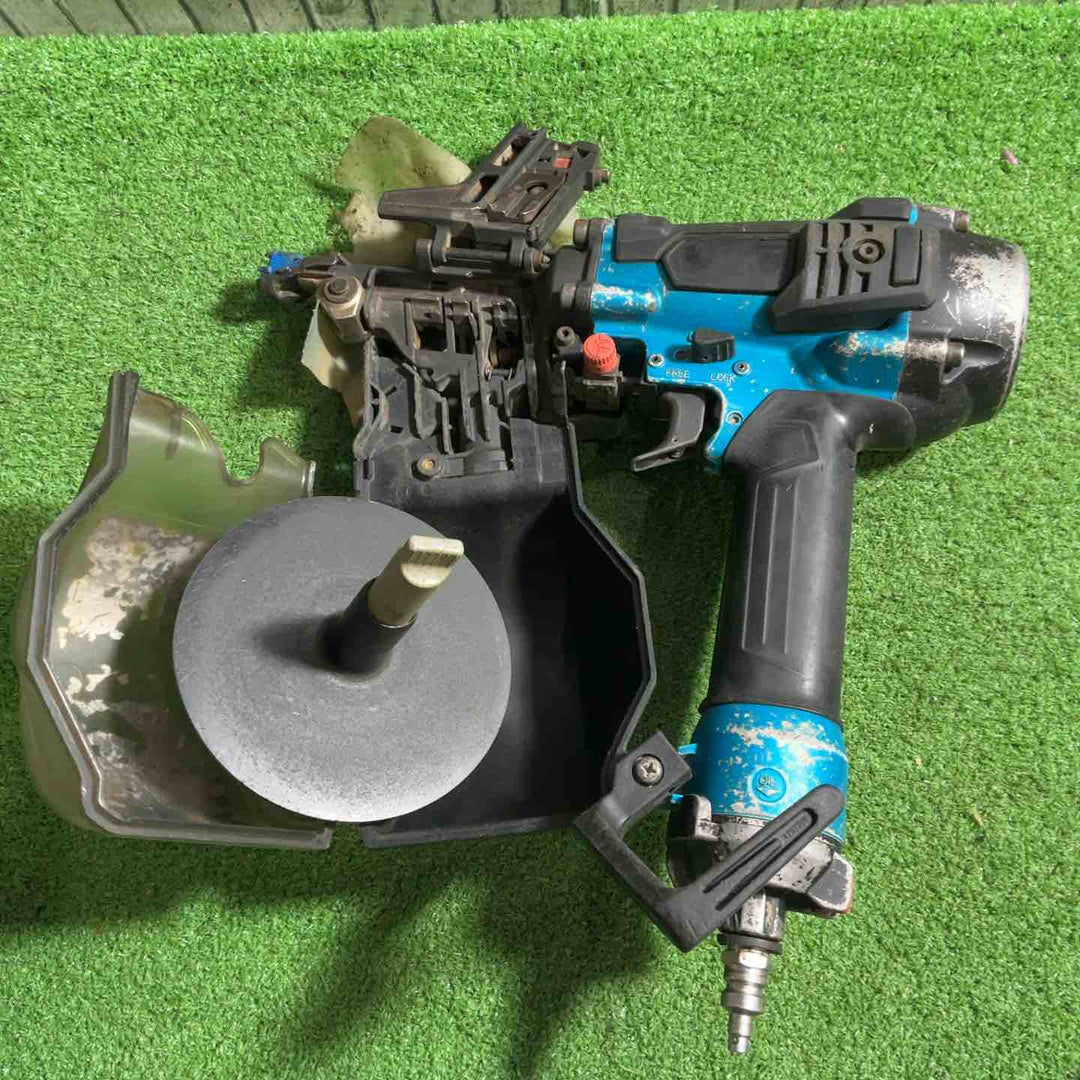 ★マキタ(makita) 高圧エア釘打ち機 AN633HM 動作確認済【川口店】