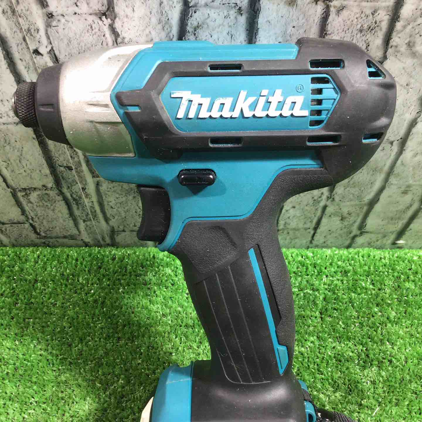 ☆マキタ(makita) コードレスインパクトドライバー TD110DSHX ☆マキタ(makita) コードレスインパクトドライバー TD110DSHX