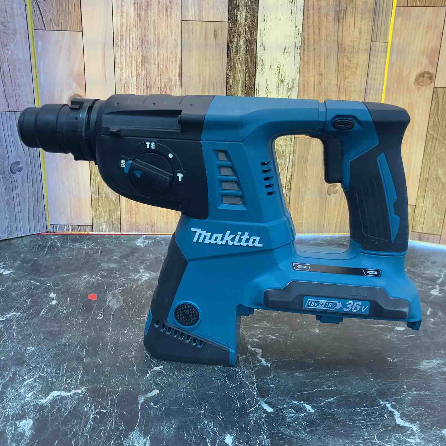 中古】マキタmakita HR263D ハンマドリル 穴あけ能力 コンクリート：26