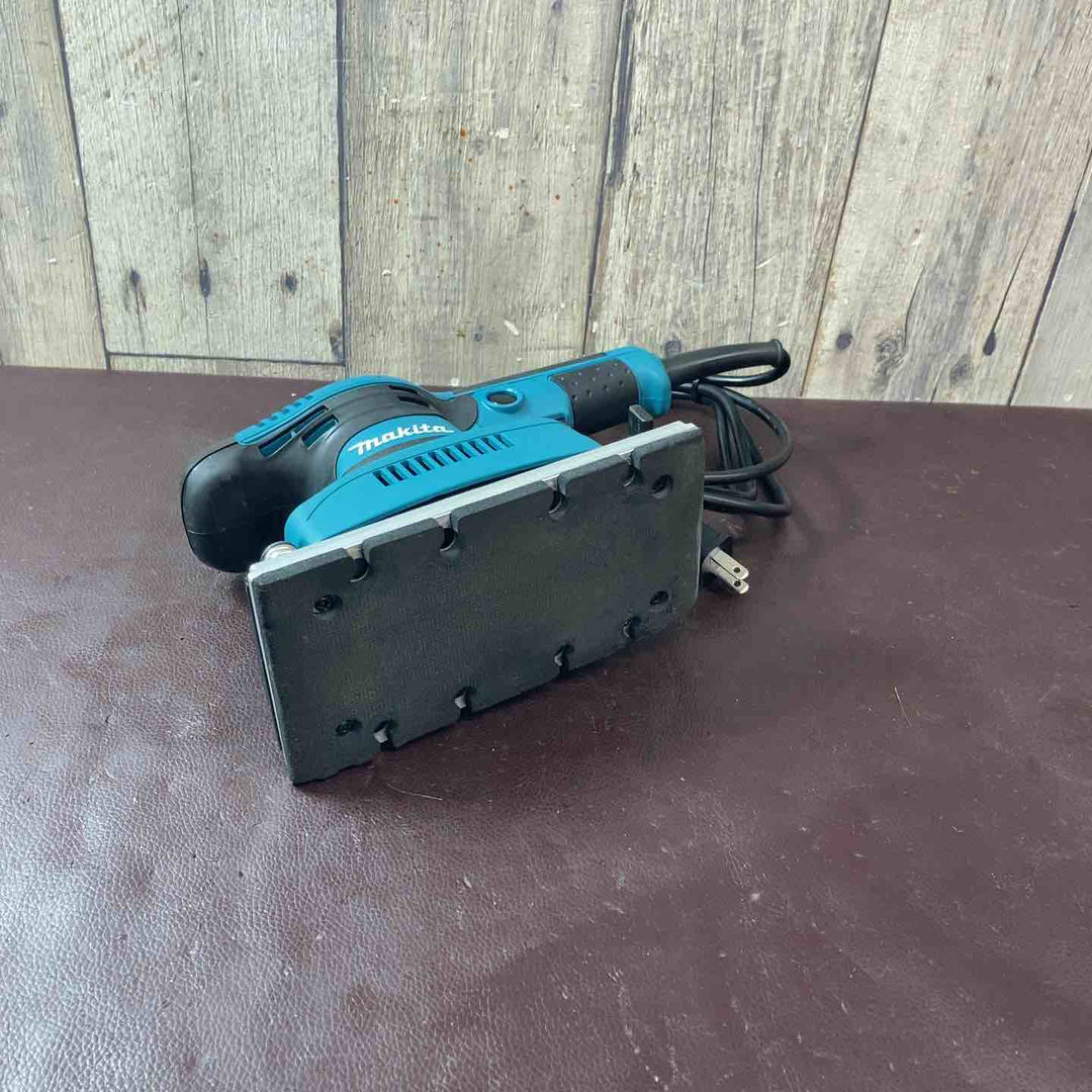 【中古品】☆マキタ(makita) 仕上サンダ BO3710【東大和店】
