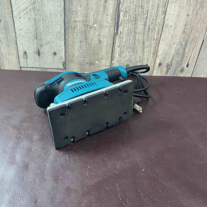 【中古品】☆マキタ(makita) 仕上サンダ BO3710【東大和店】