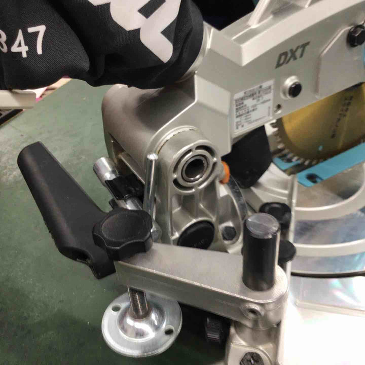 ★マキタ(makita) コードレス卓上マルノコ LS600DZ【戸田店】
