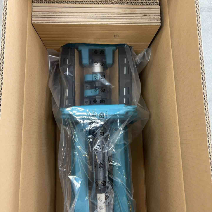 ★マキタ(makita) コードレスタワーライト ML014G(本体のみ)【川崎店】
