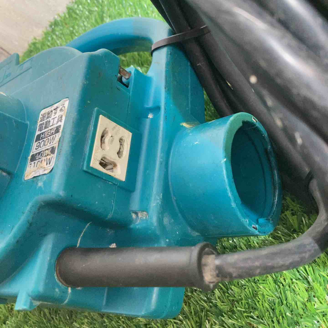 ★マキタ(makita) 小型集じん機 乾式 450(P) ホース未使用品 ゴム足・集塵袋欠品【戸田店】