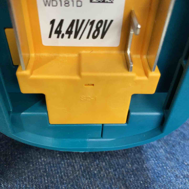 ★マキタ(makita) コードレスウォールディテクタ コンクリート探知機 WD181DZK 18V/14.4V【八潮店】