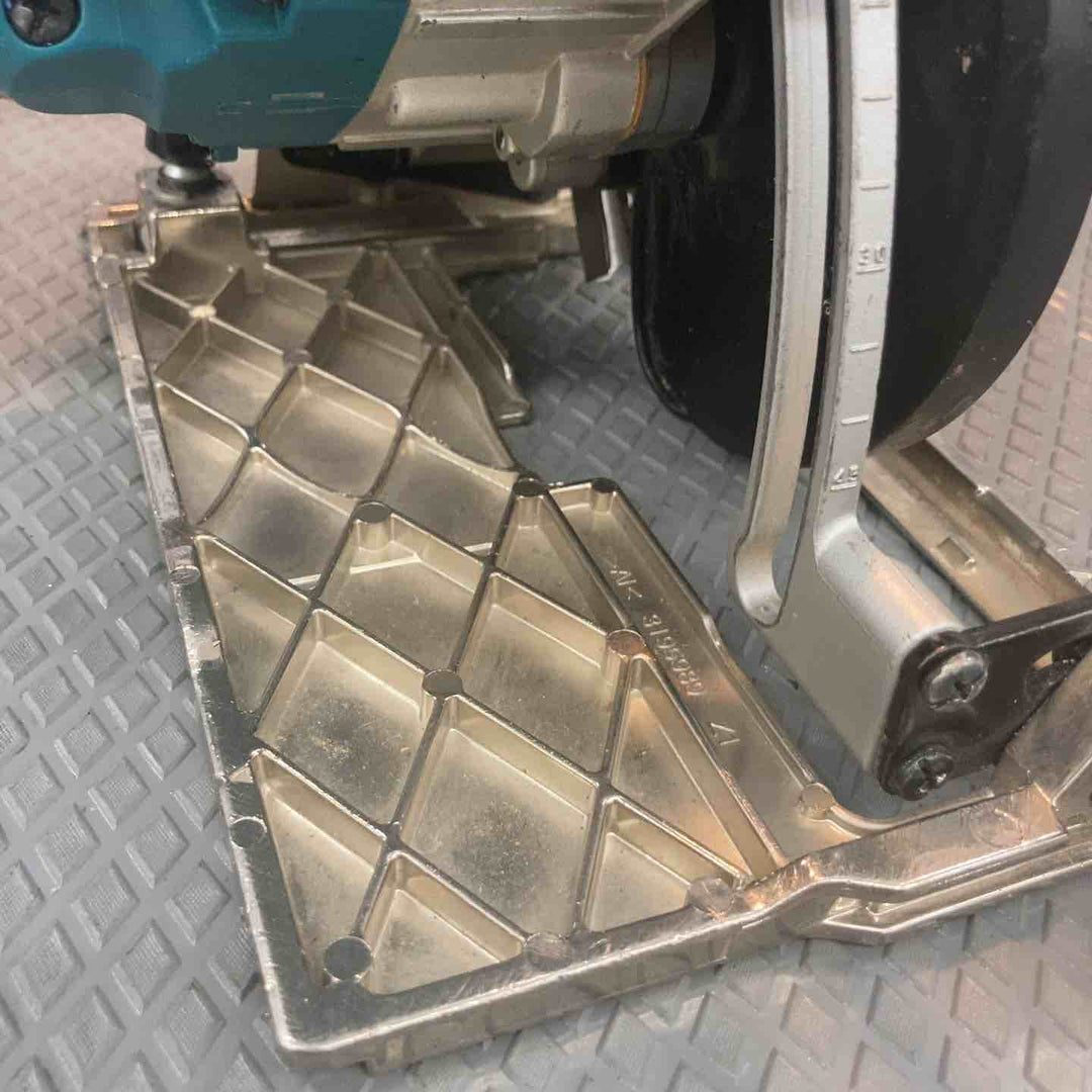 【中古品】マキタ(makita) コードレス防じん丸のこ KS513DZ【所沢店】