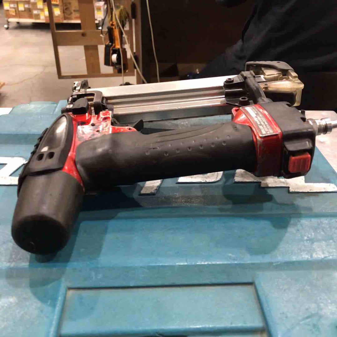 ★マキタ(makita) 高圧フィニッシュネイラ AF551H【川口店】