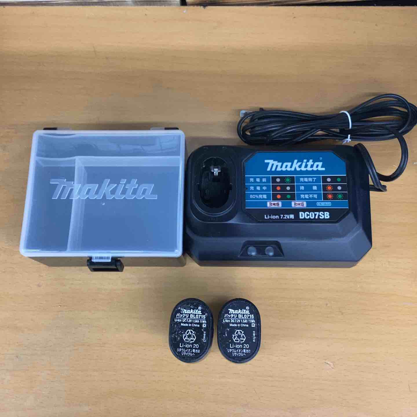 ☆マキタ(makita) コードレスペンインパクトドライバー TD022DSHXW
