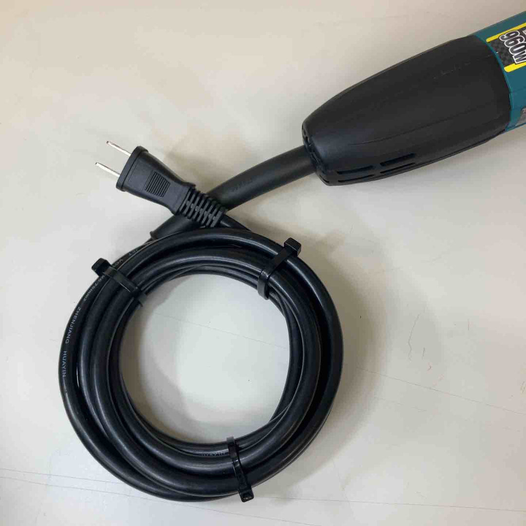 ◇マキタ(makita) 100mmディスクグラインダ GA4034【戸田店】