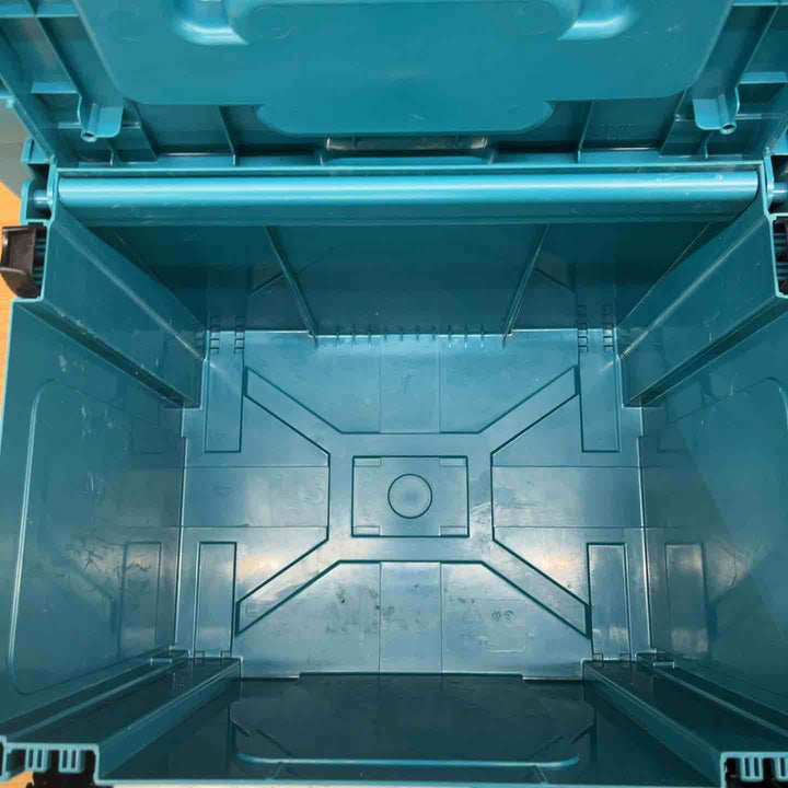 ★マキタ(makita) コードレス丸のこ HS631DRGXB【岩槻店】