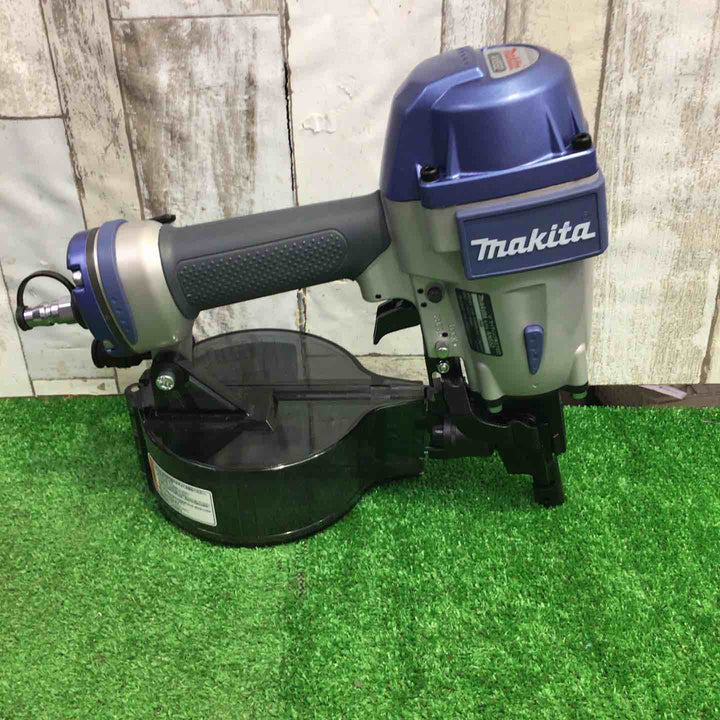 ☆マキタ(makita) 常圧エア釘打ち機 AN552【町田店】