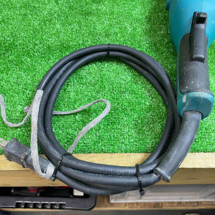 マキタ(makita) 150mm電子ディスクグラインダ GA6021C【桶川店】