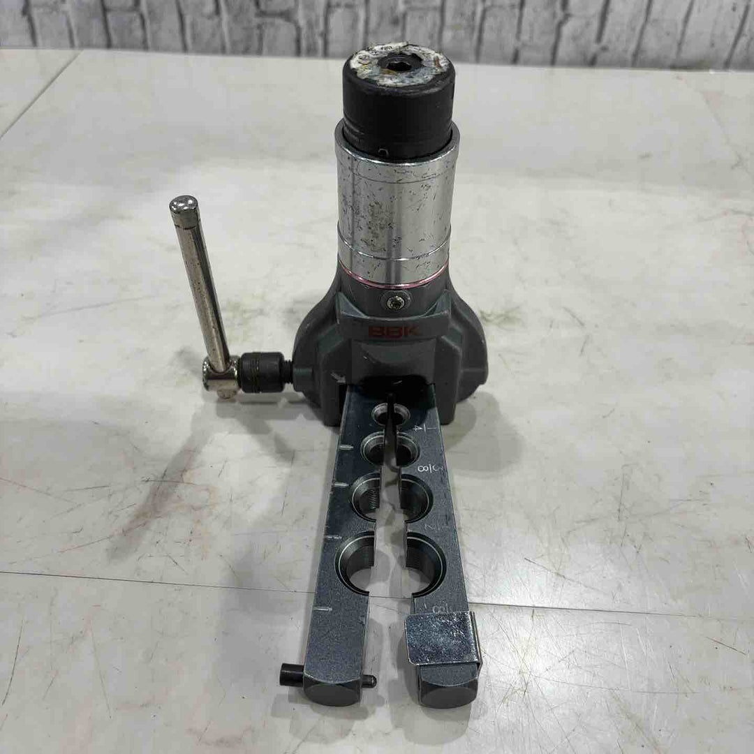 ◇BBK(文化貿易工業) 超軽量フレアツール(シリンダー付) 700-DPC【川口店】