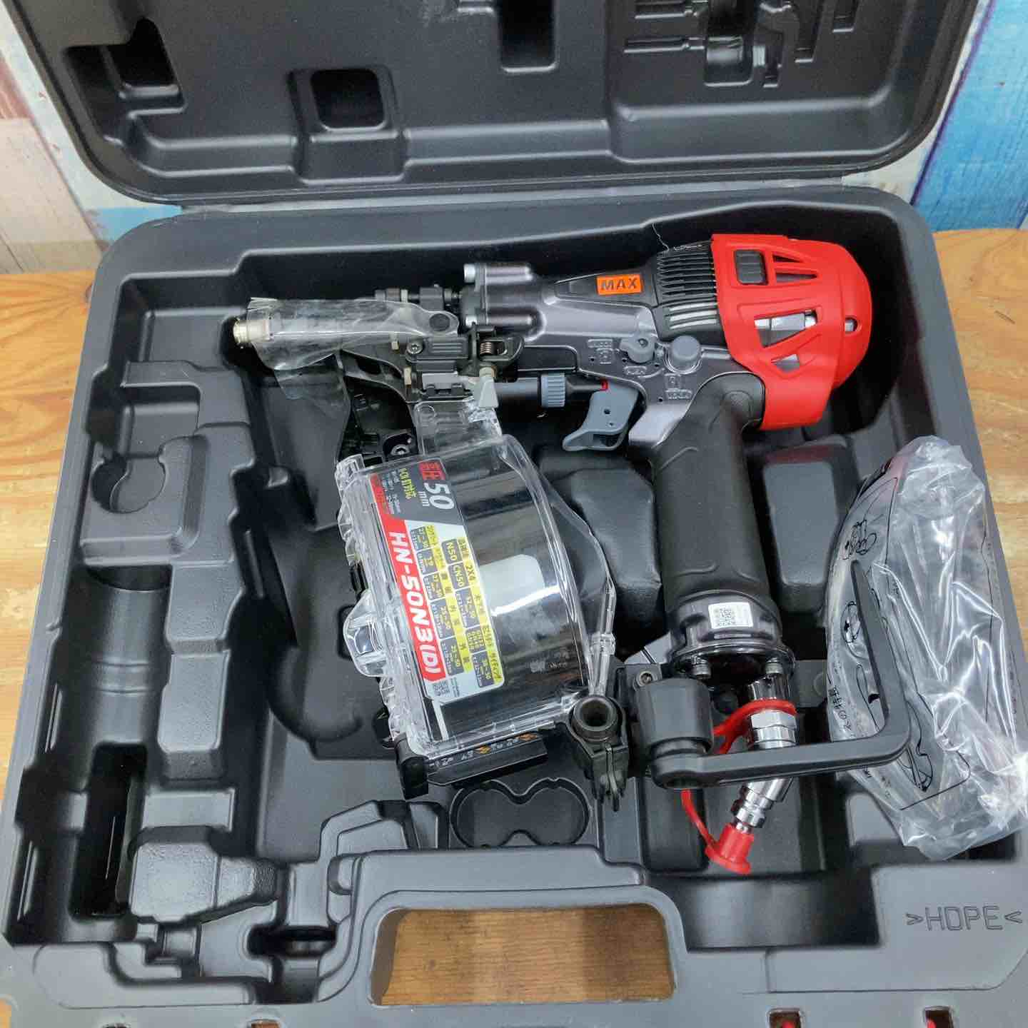中古美品】☆マックス(MAX) 高圧エア釘打ち機 HN-50N3(D)-G 50mm【柏店