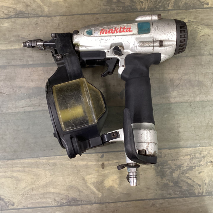 マキタ(makita) 50mm 常圧エア釘打 AN504A 【東大和店】