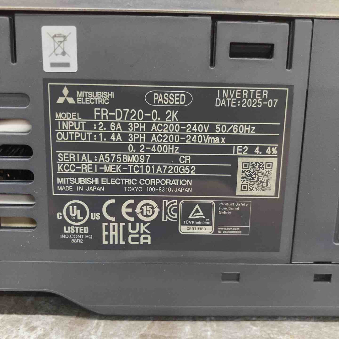 三菱電機 汎用インバータ FREQROL-D700 FR-D720-0.2K【八潮店】