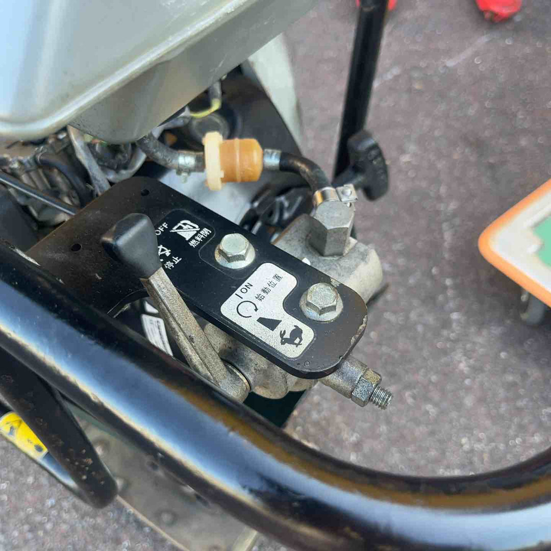 【店頭受取り限定】SAKAI 酒井 重工 サカイ エンジン ランマー RS55 ガソリン 57kg 燃料 重量 ロビン タッピング【越谷店】