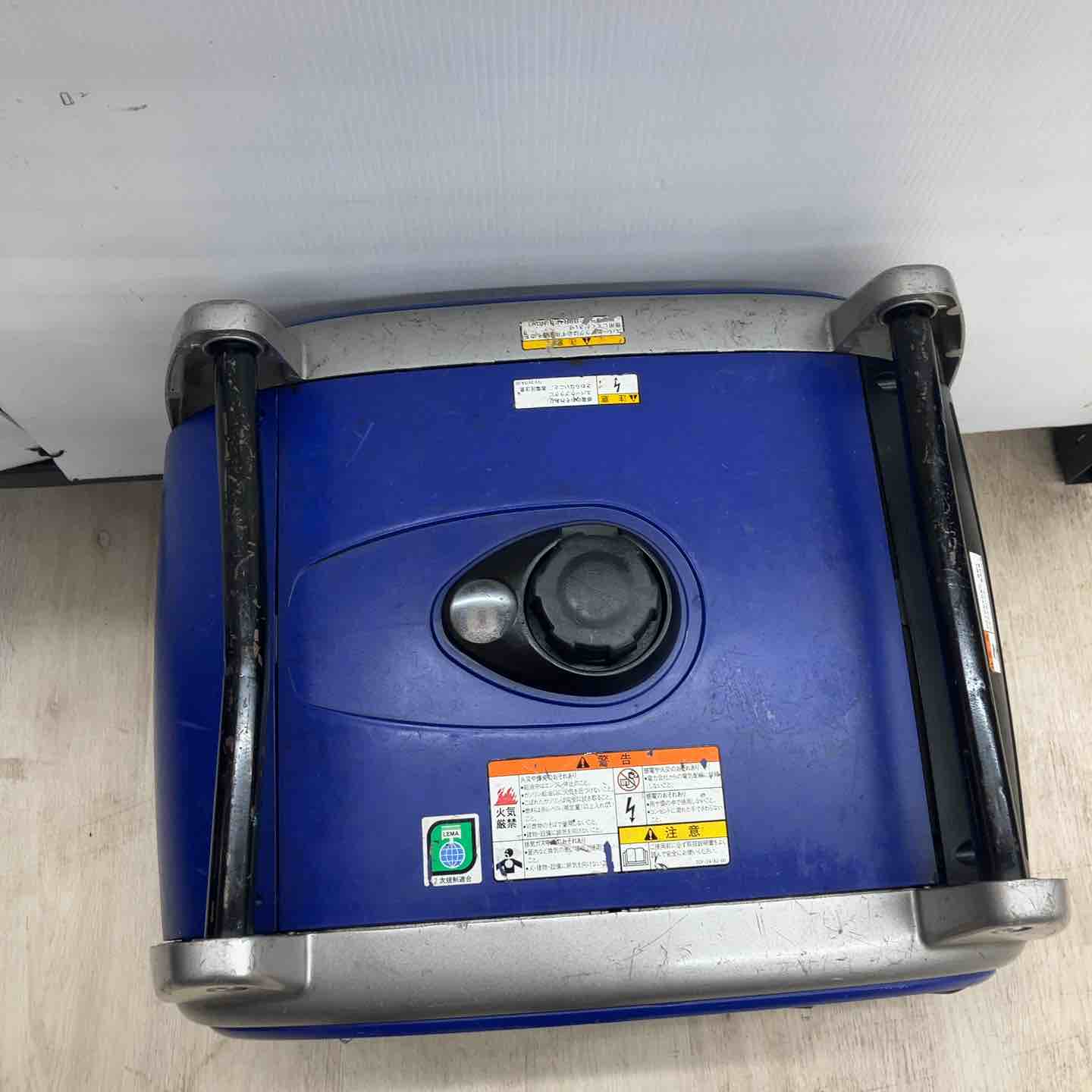 店頭受取り限定】☆ヤマハ(YAMAHA) インバーター発電機 EF2000IS 2000W