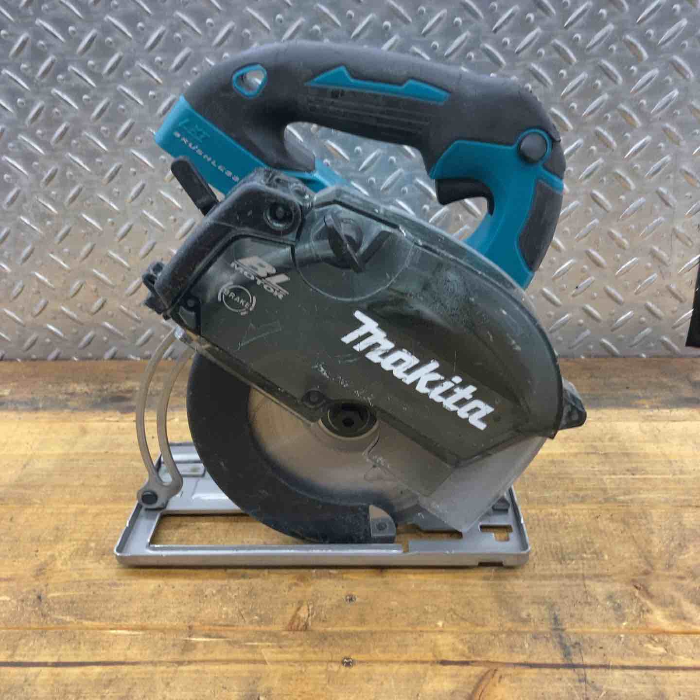 値下げ!ベース新品交換済み!☆マキタ(makita) コードレスチップソー 値下げ!ベース新品交換済み!☆マキタ(makita) コードレスチップソー