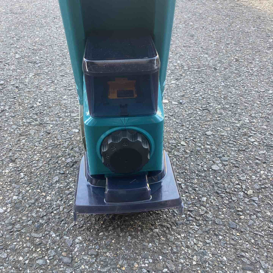 【店頭受取り限定】◇マキタ(makita) コードレス芝刈り機 MLM160DZ 本体のみ【所沢店】