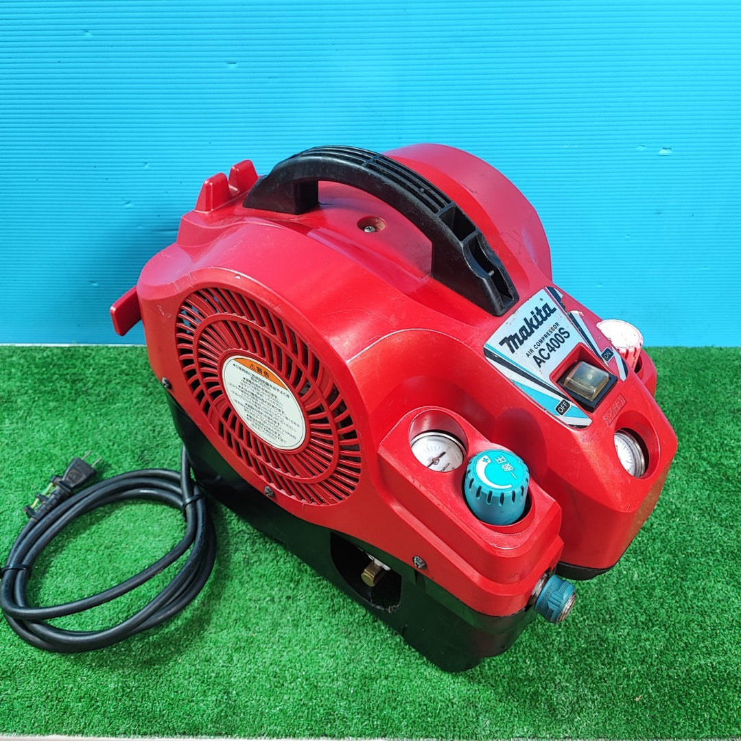 ★マキタ(makita) エアコンプレッサー AC400SR【岩槻店】