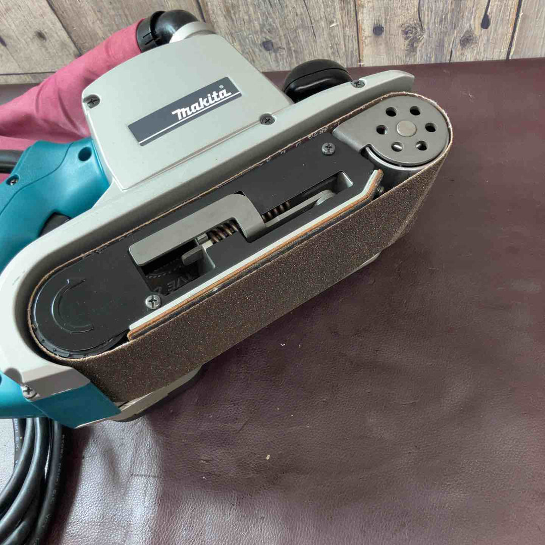 【中古品】◇マキタ(makita) ベルトサンダ 吸じん装置付 100mm 9403【東大和店】