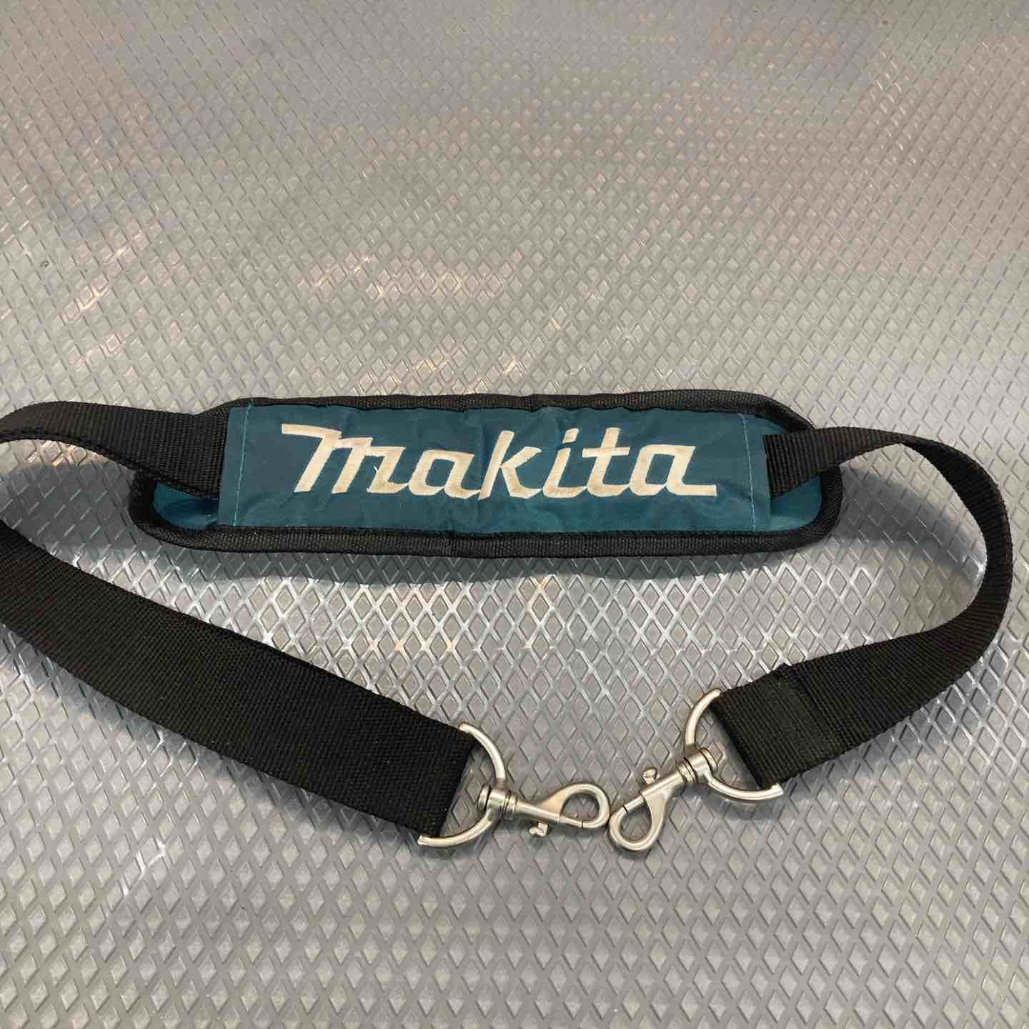 中古品】マキタ(makita) コードレス集じん機 乾湿両用 VC750DZ【所沢店