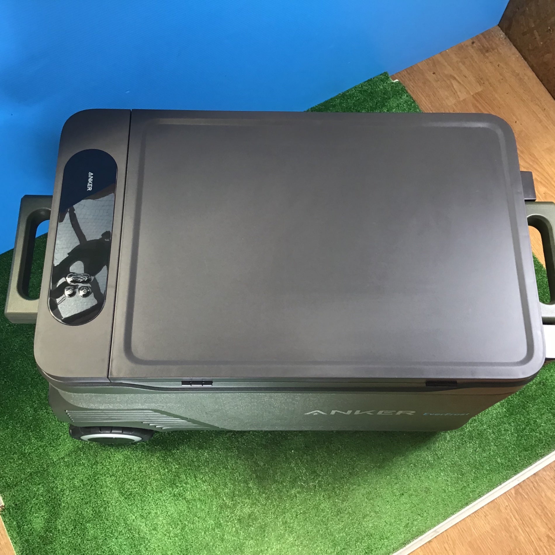 美品/店頭受取り限定】Anker(アンカー) バッテリー搭載ポータブル
