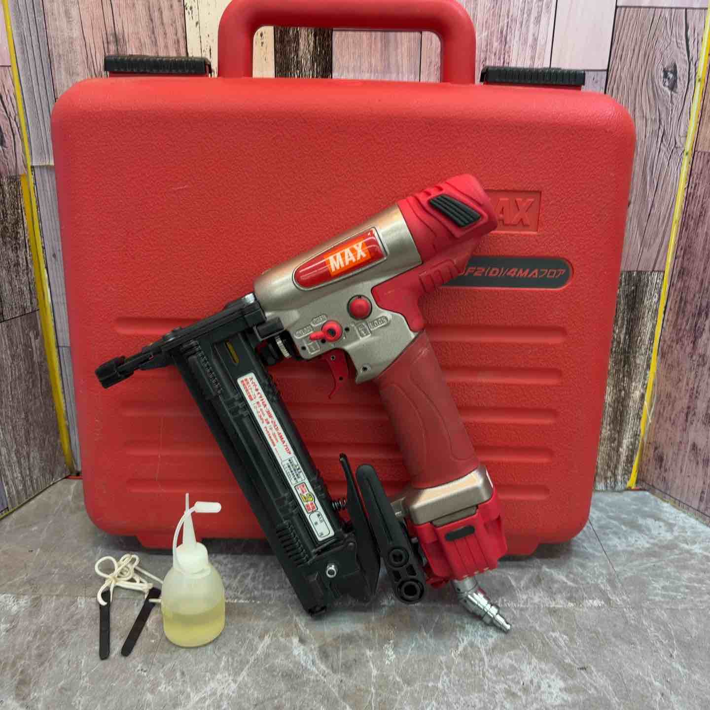 MAX TA221 フィニッシュネイラ 【リライズ野田愛宕店】【店頭取引限定】【中古品】1点限り早い者勝ち！ MAX マックス スーパーフィニッシュネイラ TA-221 - 中古工具・電動