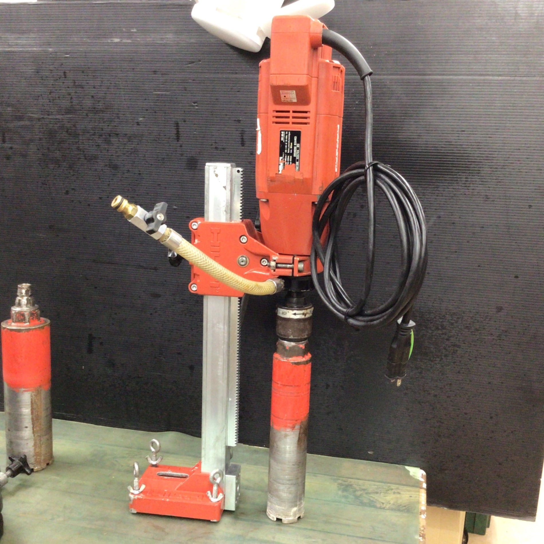 【中古】 HILTI　ヒルティ DD-80E コアドリル ポンプ ビット付 100V 50Hz 60Hz max82mm 【ハンズクラフト沖縄豊見城店】 中古品】 ヒルティ/HILTI コアドリル・DD-80E 【桶川店】 – アクト