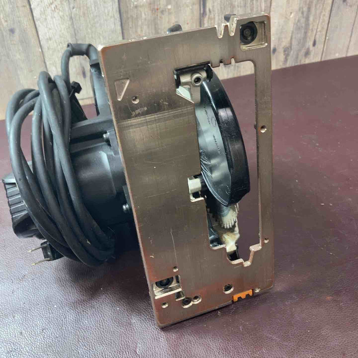 【中古品】 マキタ(makita) 電気マルノコ HS6301B 【東大和店】