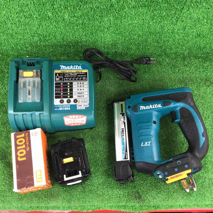 ◇マキタ(makita) コードレスタッカ  ST120DRF【川崎店】