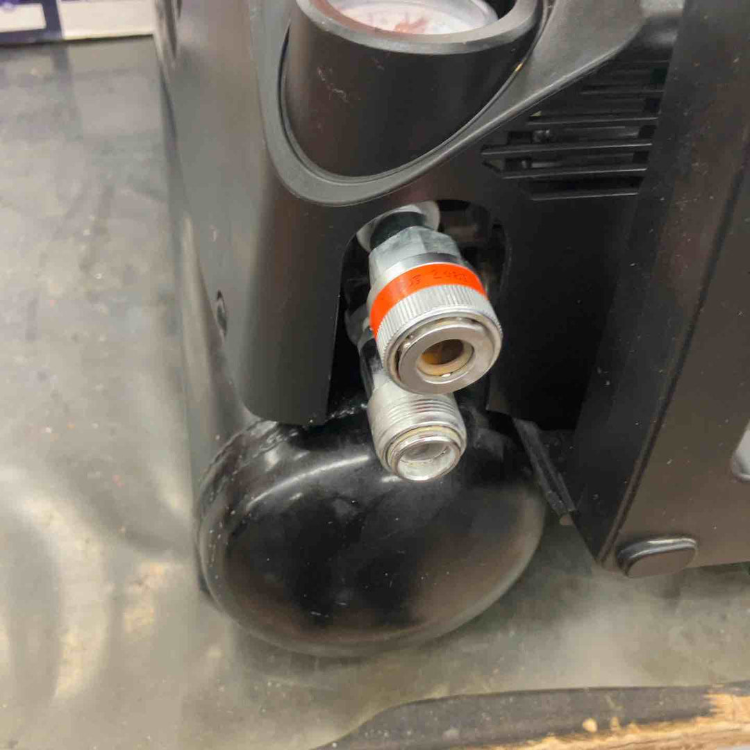 【中古品】マックス(MAX) エアコンプレッサー AK-HH1270E3_ブラック【所沢店】