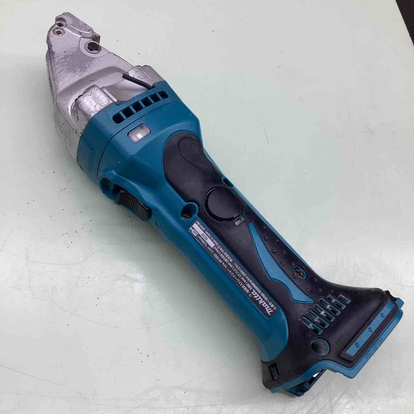 マキタ コードレス シャー 〇マキタ(makita) コードレスストレートシャー JS160DZ【川崎店