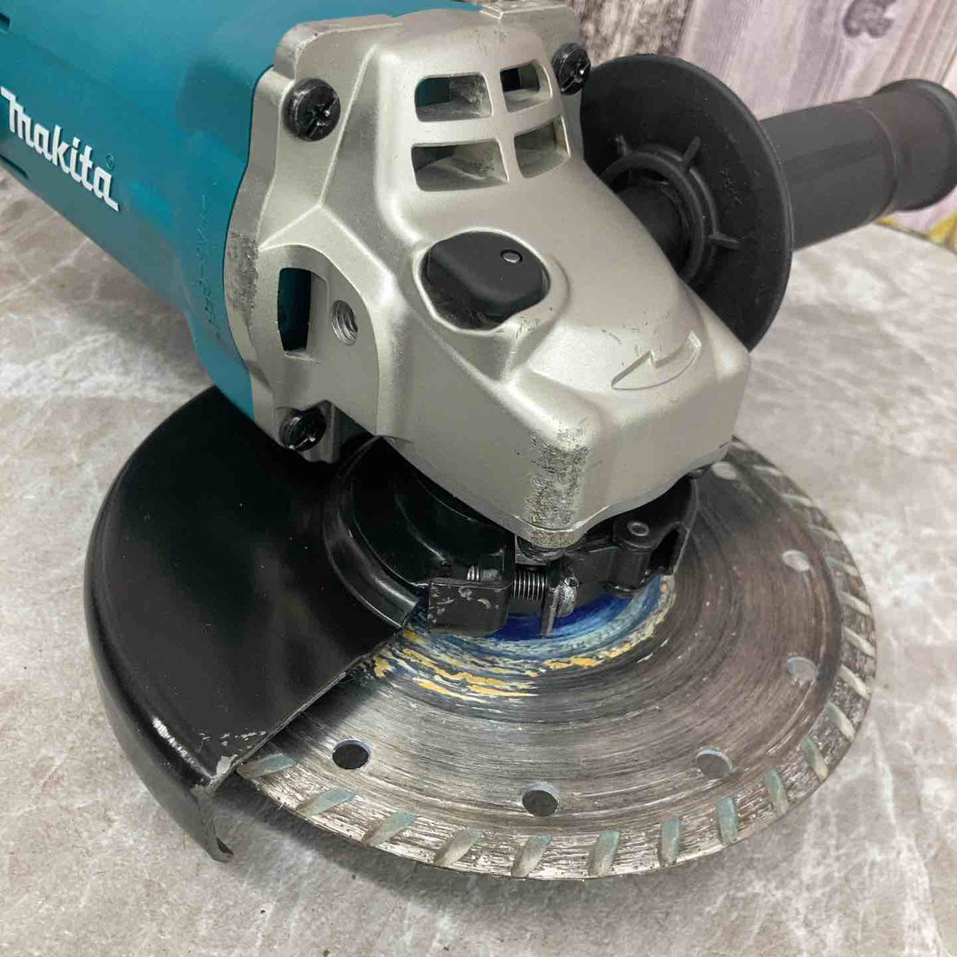 ◇マキタ(makita) 150mmディスクグラインダ GA6010【八潮店】