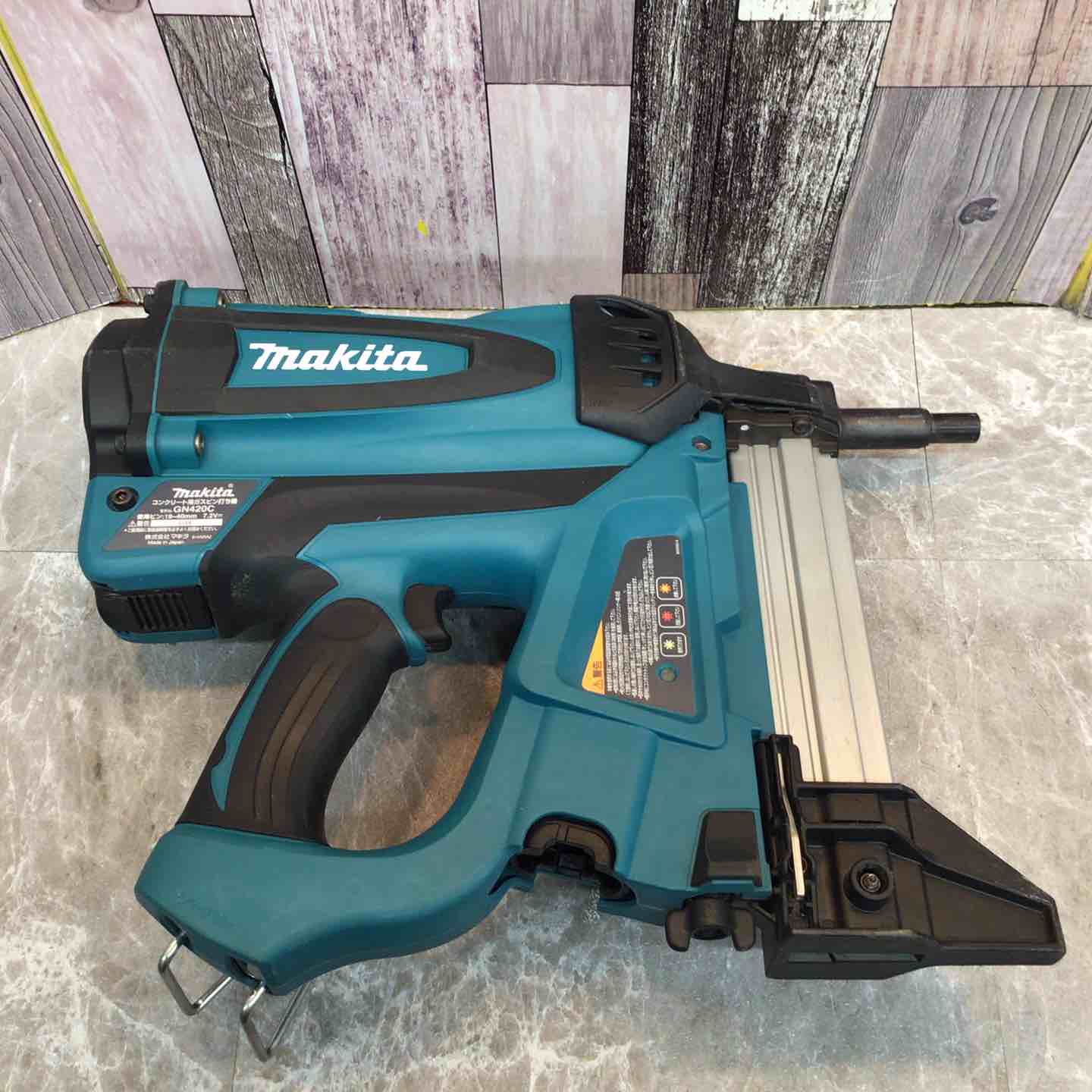 ★マキタ(makita) コードレスコンクリート用ガスピン打ち機 GN420C【八潮店】 ☆マキタ(makita) コードレスコンクリート用ガスピン打ち機 GN420C