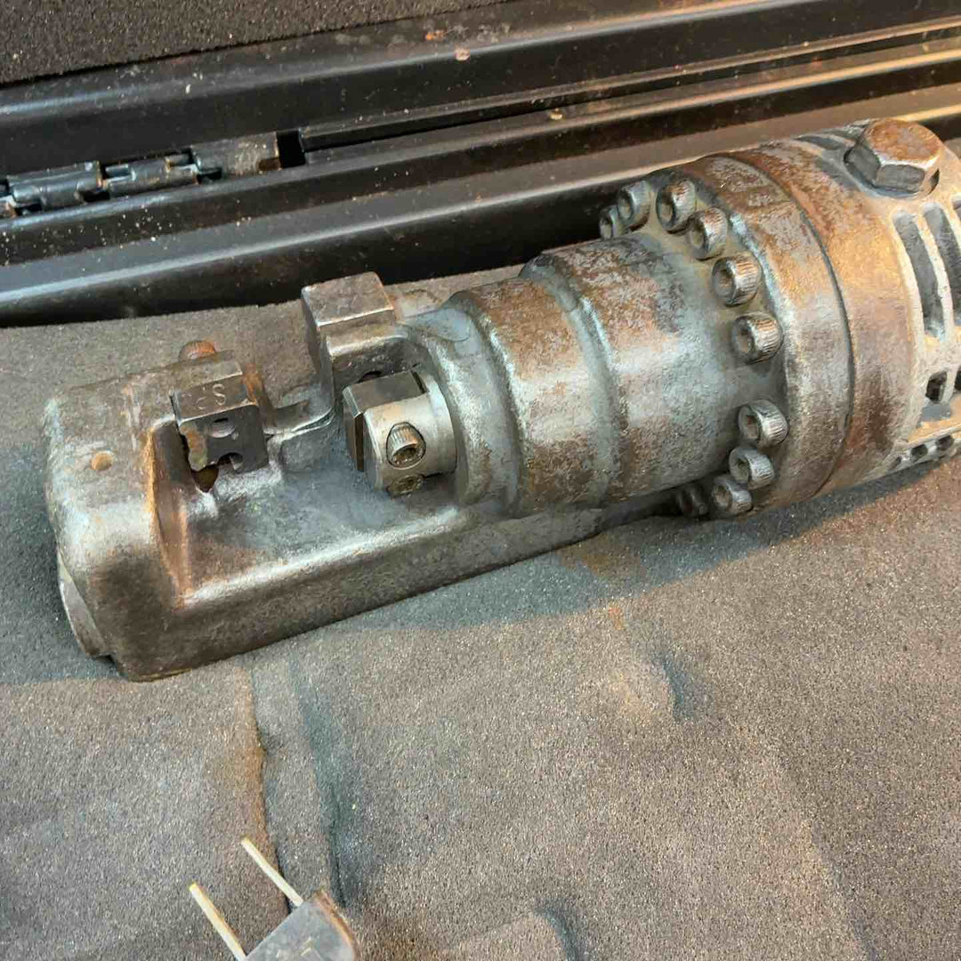 ★マキタ(makita) コードレス鉄筋カッター SC162DRF【藤沢店】