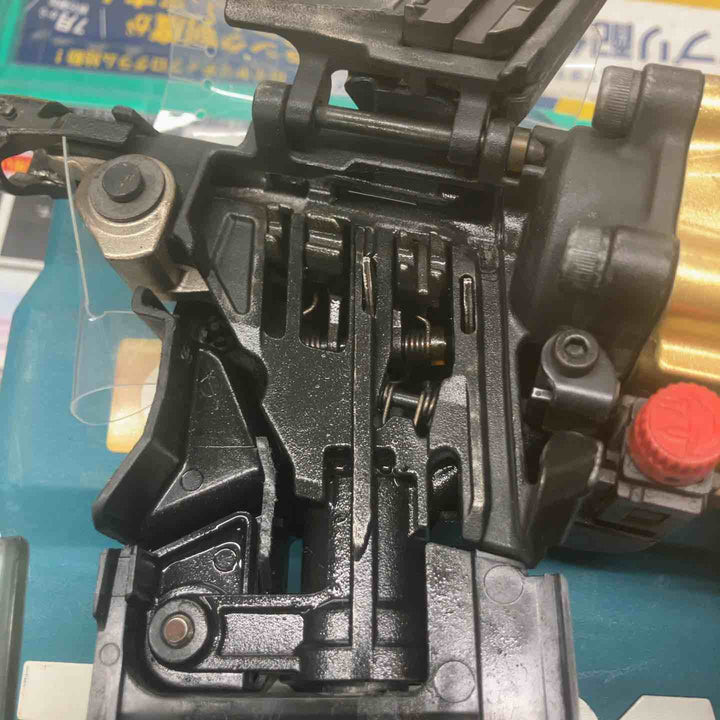 マキタ 50mm 高圧エア釘打 エアダスタ付 ゴールド AN533HSP1【戸田店】