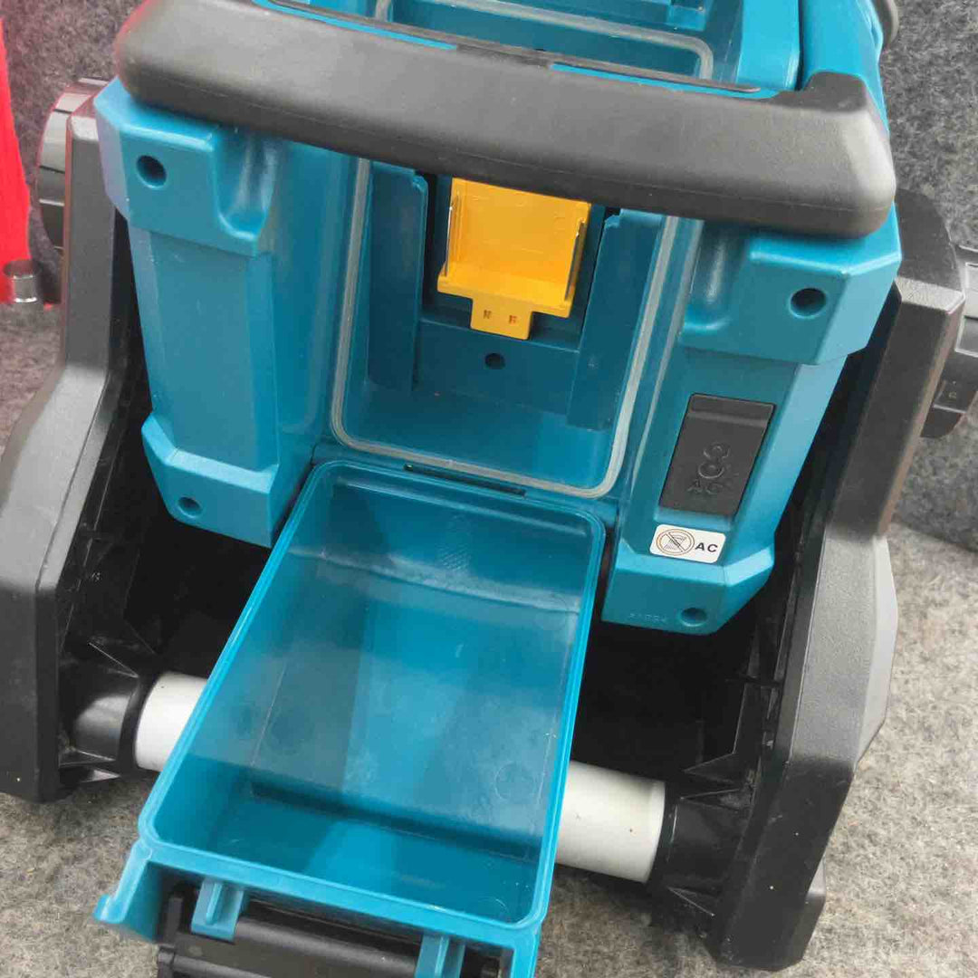 ★マキタ(makita) コードレススタンドライト ML811【鴻巣店】