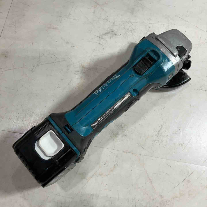 ☆マキタ(makita) 100mmコードレスディスクグラインダー GA400DRF 14.4V 動作確認済み【川口店】