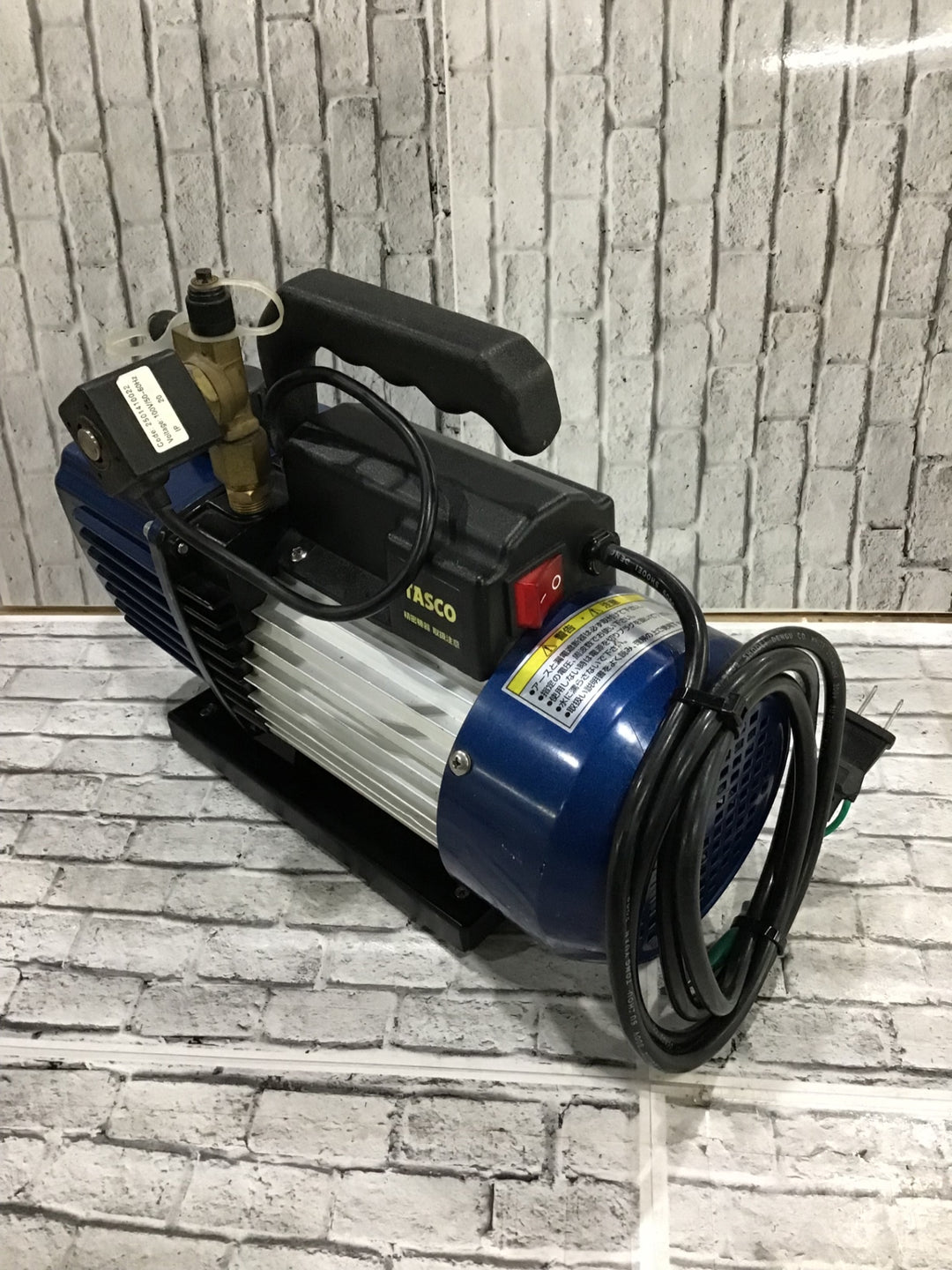 〇タスコ(TASCO) TA150XB 逆流防止弁付超軽量小型真空ポンプ【川口店】