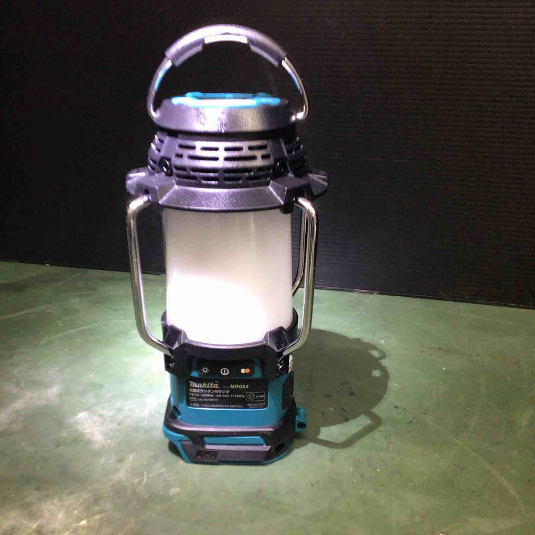 ★マキタ(makita) コードレスランタン付きラジオ MR054【戸田店】