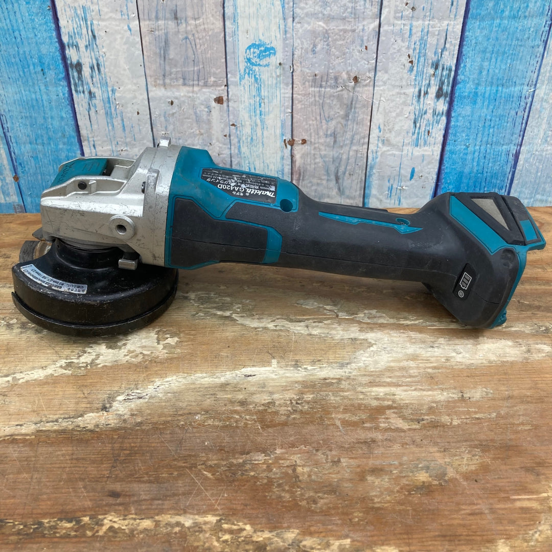 ★マキタ(makita) 18V 100mmコードレスディスクグラインダ GA420DZ  ダストカバー欠品【柏店】