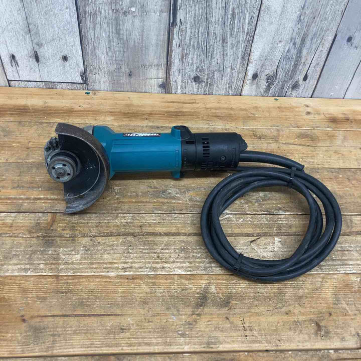 【中古品】 マキタ(makita) 100mmディスクグラインダ 9533B 100V 【東大和店】