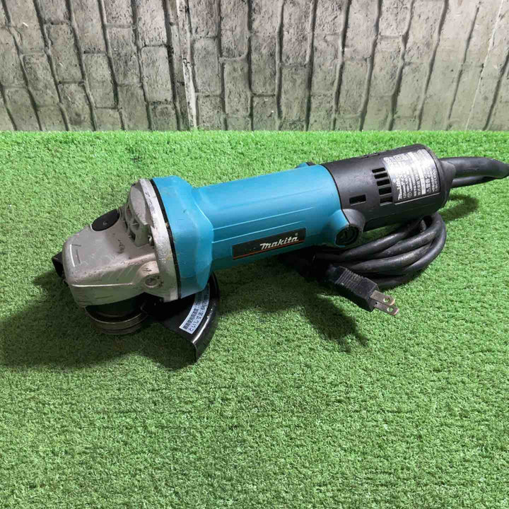 ☆マキタ(makita) 125mm ディスクグラインダ 9535B【川口店】