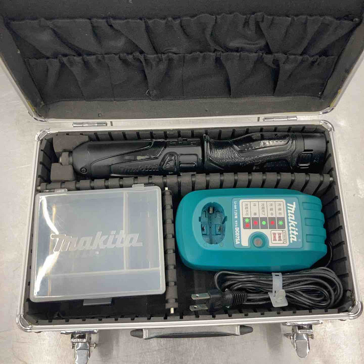 ☆マキタ(makita) コードレスペンインパクトドライバー TD021DSB【所沢店】